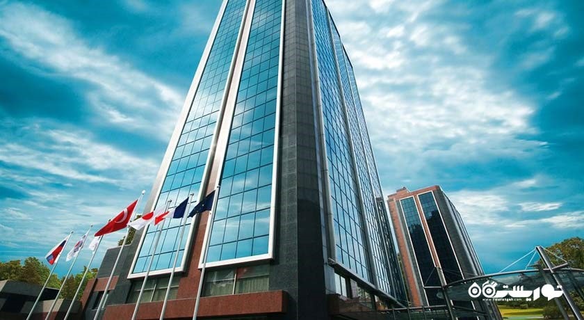 نمایی از ساختمان هتل بایوتل